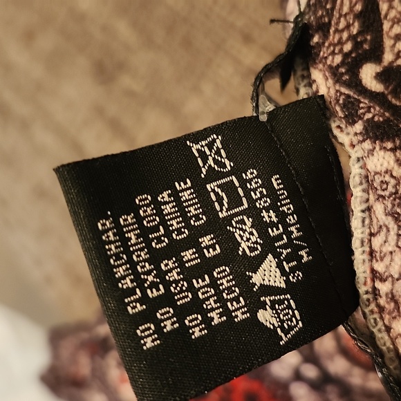 Simply Irresistible Paisley Cardigan 2 Button, Peter Pan Collar NWT - Picture 9 of 10